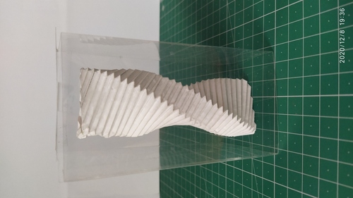 twisted-column-paper-lamp-fold